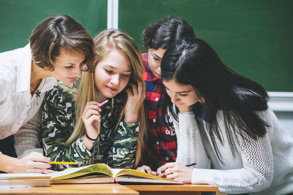 Teaching teenagers. Советник по воспитанию в школе.